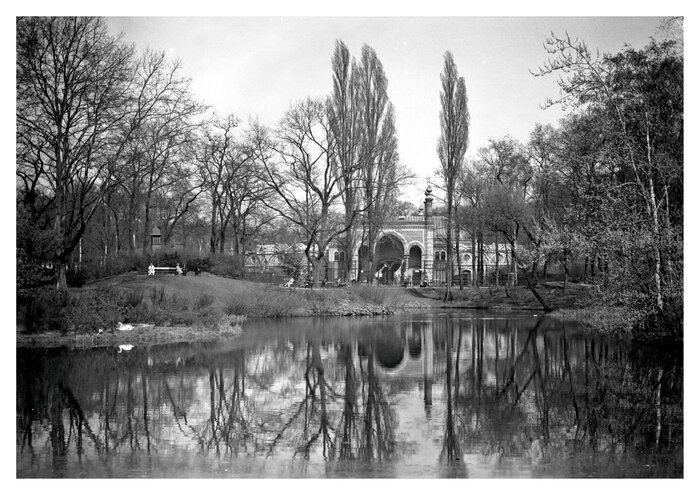 [Translate to English:] Historisches Bild des Antilopenhauses